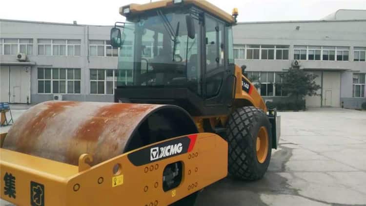 XCMG Official 14 ton roller compactor machine XS143 hydraulic vibratory road roller compactor price
